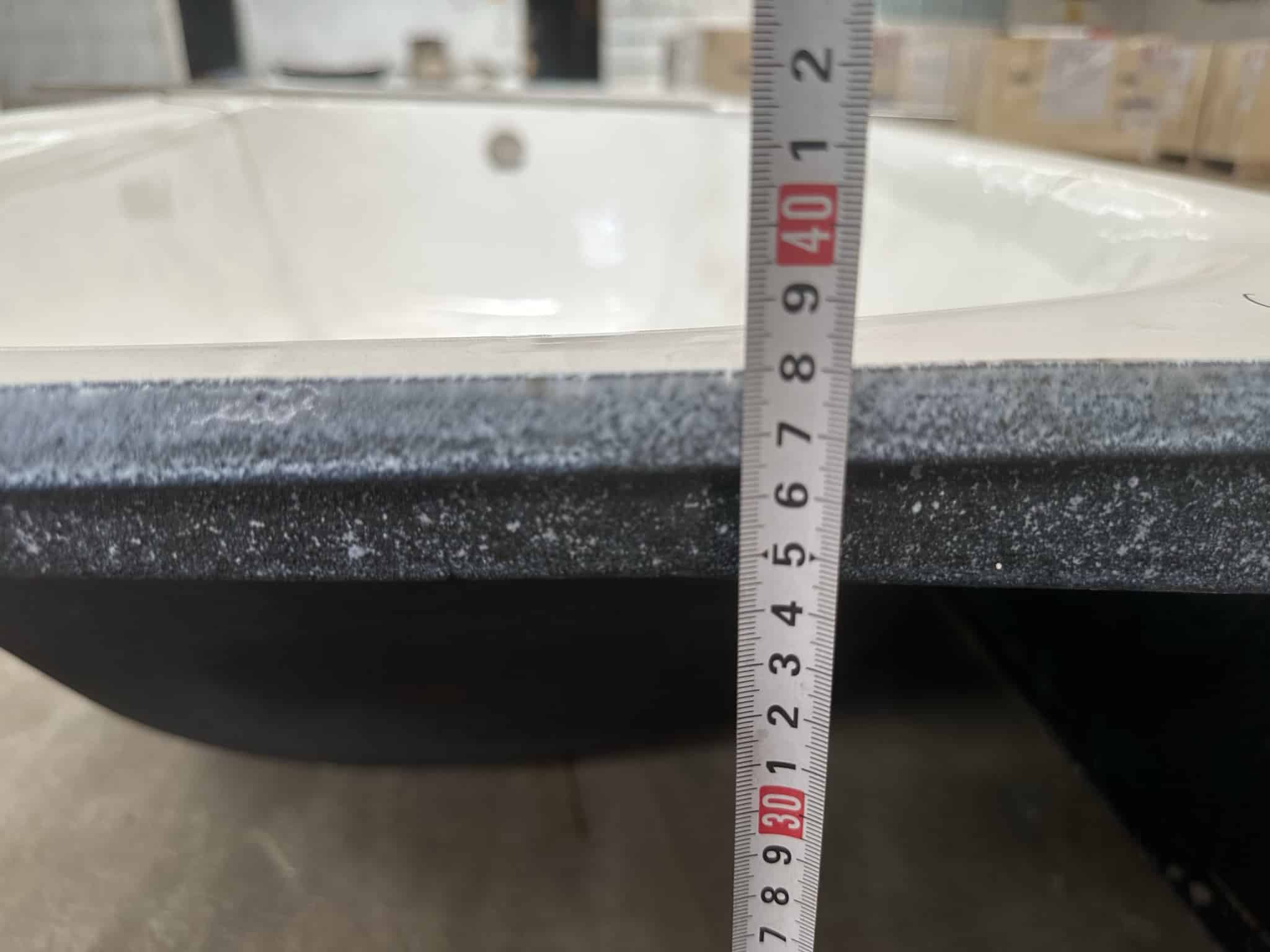 Cast Iron Bathtub Quality Inspection Step Three